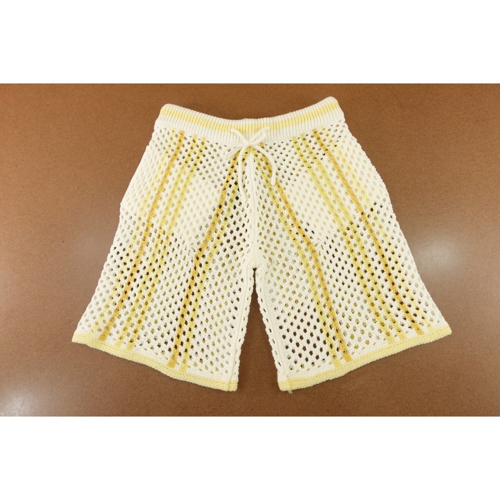 Boohoo Man Size Medium White Yellow Open Stitch Knitted 9" Inseam Shorts NWT
